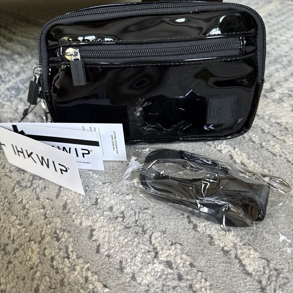 IHKWIP Must Have RFID Wristlet Wallet PatentBlk New